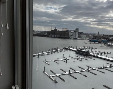100 Harborview Drive - Photo Thumbnail 9