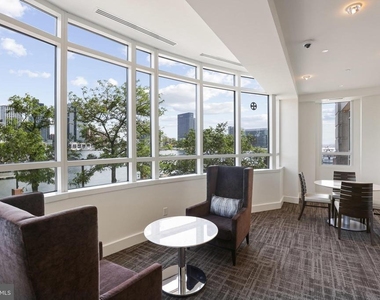 100 Harborview Drive - Photo Thumbnail 28