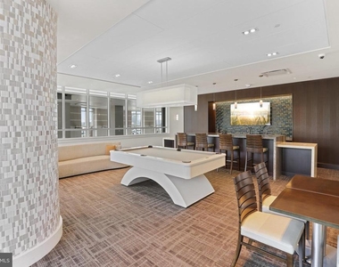 100 Harborview Drive - Photo Thumbnail 29