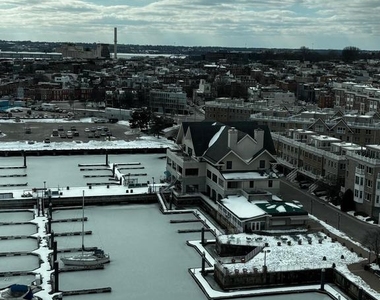 100 Harborview Drive - Photo Thumbnail 22