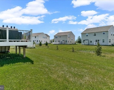 305 Goodwick Drive - Photo Thumbnail 35