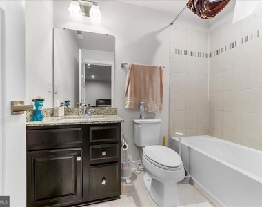 305 Goodwick Drive - Photo Thumbnail 3