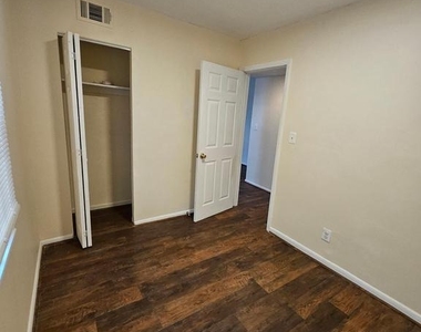 3401 15th Street Se - Photo Thumbnail 26