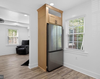 2112 34th Street Se - Photo Thumbnail 7