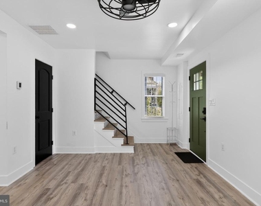 2112 34th Street Se - Photo Thumbnail 8