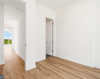 710 Kennedy Street Nw - Photo Thumbnail 21