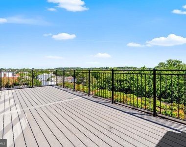 710 Kennedy Street Nw - Photo Thumbnail 13
