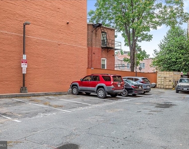 1830 17th Street Nw - Photo Thumbnail 32