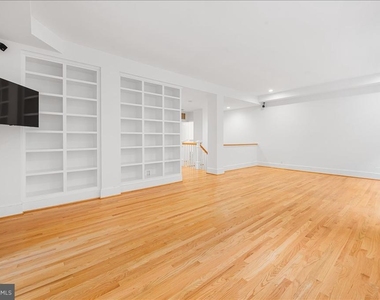 1830 17th Street Nw - Photo Thumbnail 12