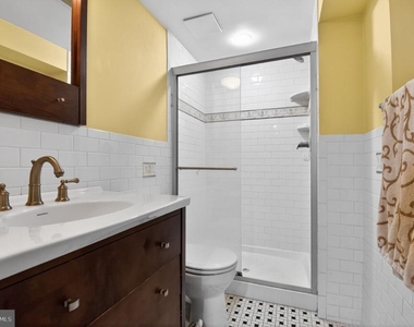 1319 Massachusetts Se - Photo Thumbnail 23