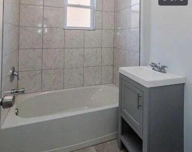 529 16th Street Ne - Photo Thumbnail 4