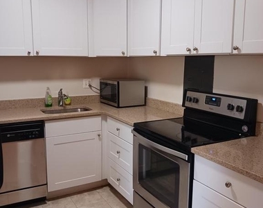 4600 Connecticut Avenue Nw - Photo Thumbnail 6