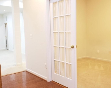 2325 Abington Dr - Photo Thumbnail 20
