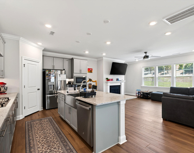 125 Fairport Lane - Photo Thumbnail 12