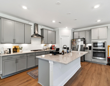 125 Fairport Lane - Photo Thumbnail 11