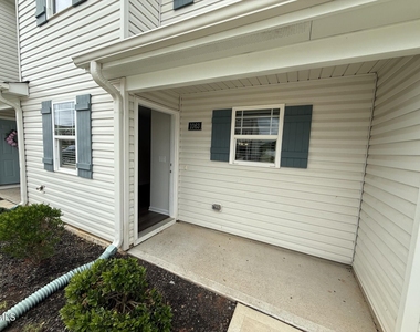 1063 Peony Lane - Photo Thumbnail 2