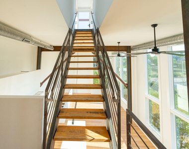 400 E Martin Street - Photo Thumbnail 21