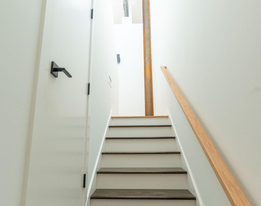 400 E Martin Street - Photo Thumbnail 3