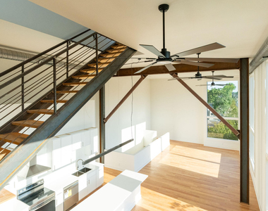 400 E Martin Street - Photo Thumbnail 20