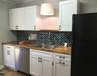 110 Bennett - Photo Thumbnail 1