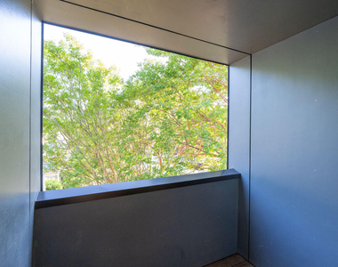 402 E Martin Street - Photo Thumbnail 20