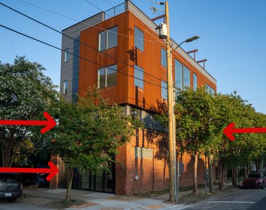 402 E Martin Street - Photo Thumbnail 22