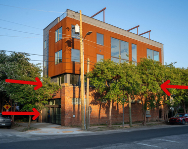 402 E Martin Street - Photo Thumbnail 21