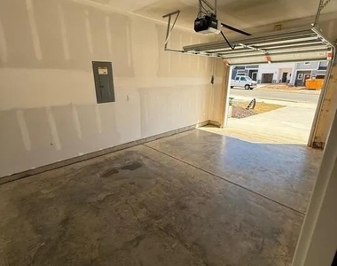 1050 Winding Spring Drive - Photo Thumbnail 23