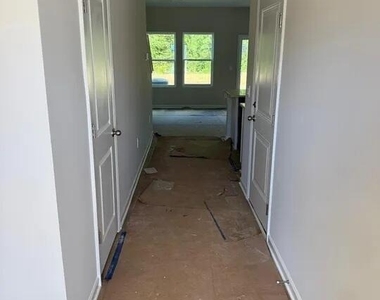 1050 Winding Spring Drive - Photo Thumbnail 5