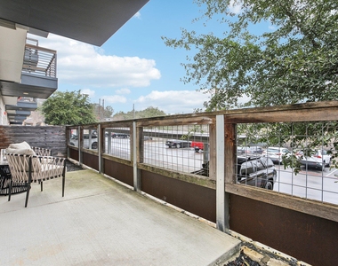 2505 Thornton Rd - Photo Thumbnail 22
