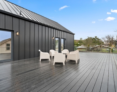 2915 Chisholm Trl - Photo Thumbnail 30