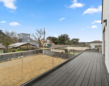 2915 Chisholm Trl - Photo Thumbnail 27