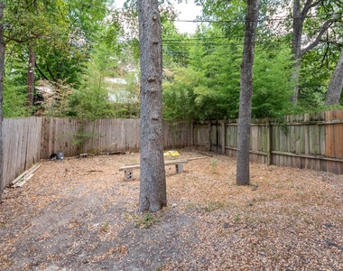 1506 Rockdale Cir - Photo Thumbnail 12