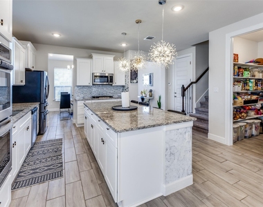 224 Draco St - Photo Thumbnail 2