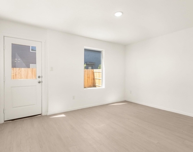 20511 Andalusite Way - Photo Thumbnail 5