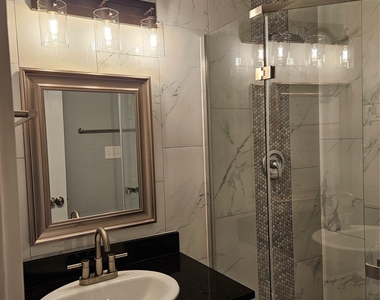 2209 Singletree Ave - Photo Thumbnail 10