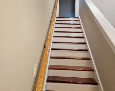 2209 Singletree Ave - Photo Thumbnail 8