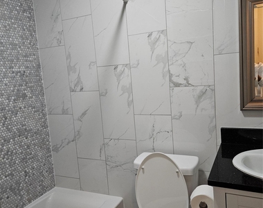 2209 Singletree Ave - Photo Thumbnail 12