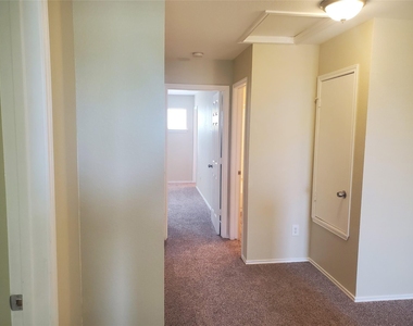 14001 Cambourne Dr - Photo Thumbnail 17