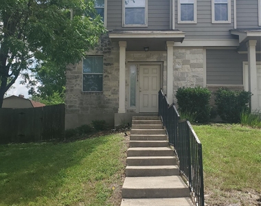 14001 Cambourne Dr - Photo Thumbnail 4