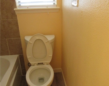 1603 Shotwell Ln - Photo Thumbnail 23