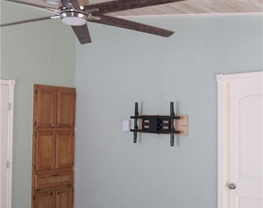 1603 Shotwell Ln - Photo Thumbnail 19