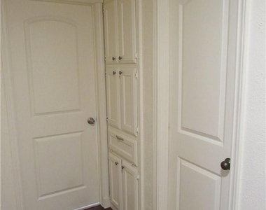 1603 Shotwell Ln - Photo Thumbnail 14