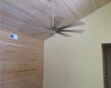 1603 Shotwell Ln - Photo Thumbnail 6