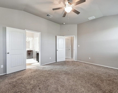 374 Wincliff Dr - Photo Thumbnail 16