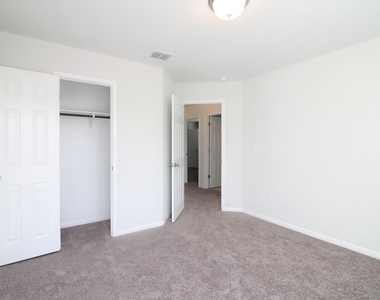 10305 Forest Grove Dr - Photo Thumbnail 25