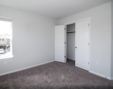10305 Forest Grove Dr - Photo Thumbnail 22