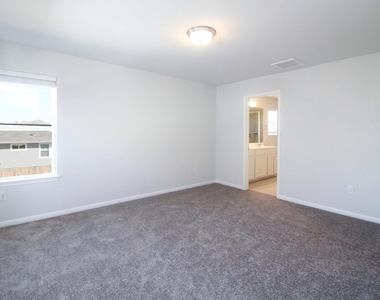 10305 Forest Grove Dr - Photo Thumbnail 6