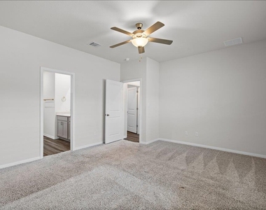 11509 Copperstone Ave - Photo Thumbnail 12