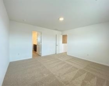 213 Saide St - Photo Thumbnail 19